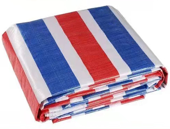 在冬季使用篷布時(shí)，需要注意什么？邯鄲篷布廠(chǎng)