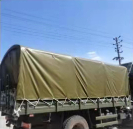 貨車(chē)上的篷布應(yīng)該如何選擇？